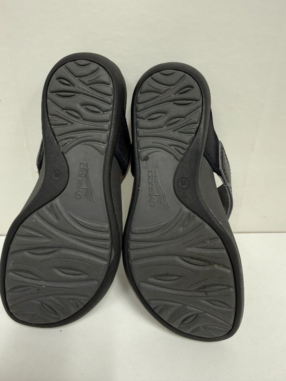 Dansko Katy Flip Flop - Picture 10 of 11